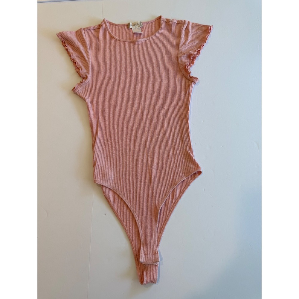 Altar'd‎ State Pink Ribbed Flutter Sleeve Bodysuit Crew Neck Ruffle Trim S